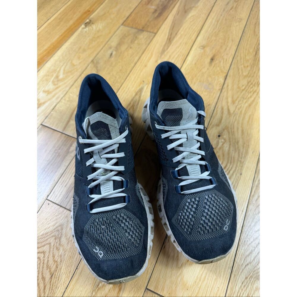 On Cloud X Womens Black White Swiss Engineering Shoes Size W8